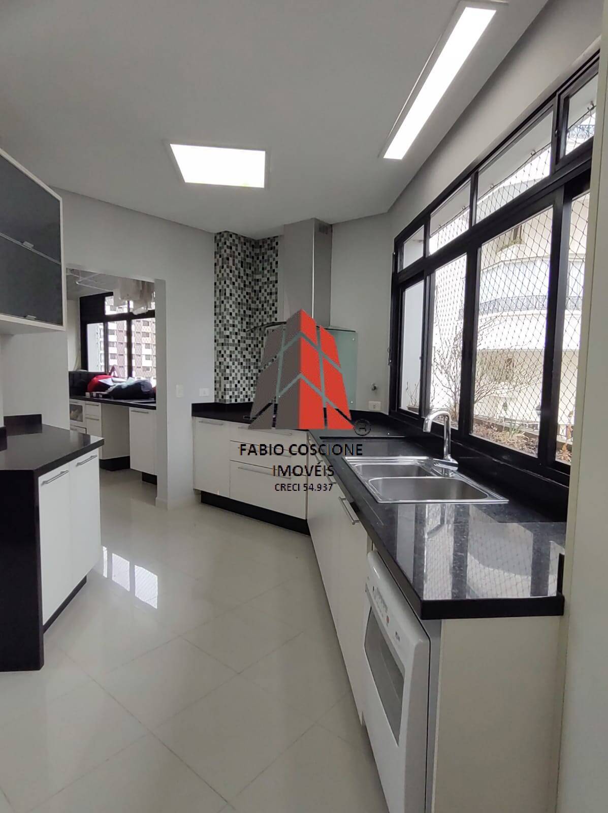 Apartamento à venda e aluguel com 3 quartos, 200m² - Foto 6