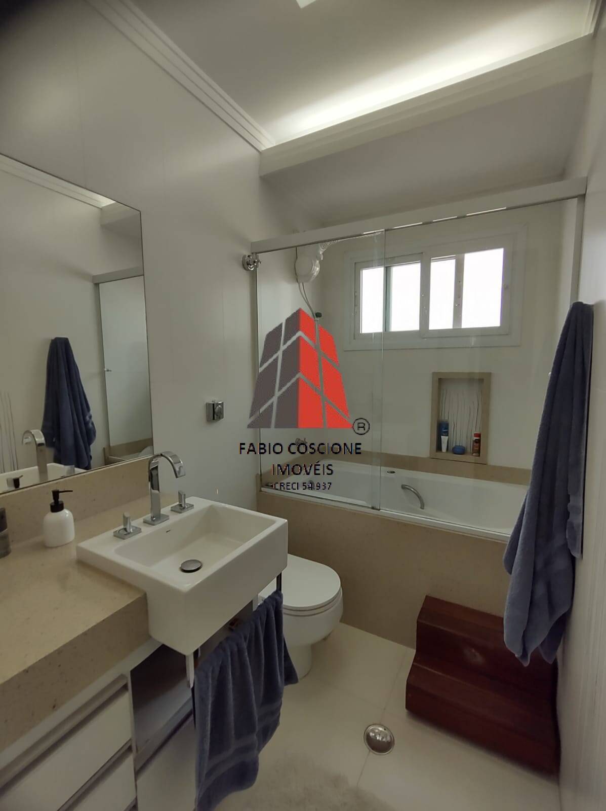 Casa, 3 quartos, 250 m² - Foto 37