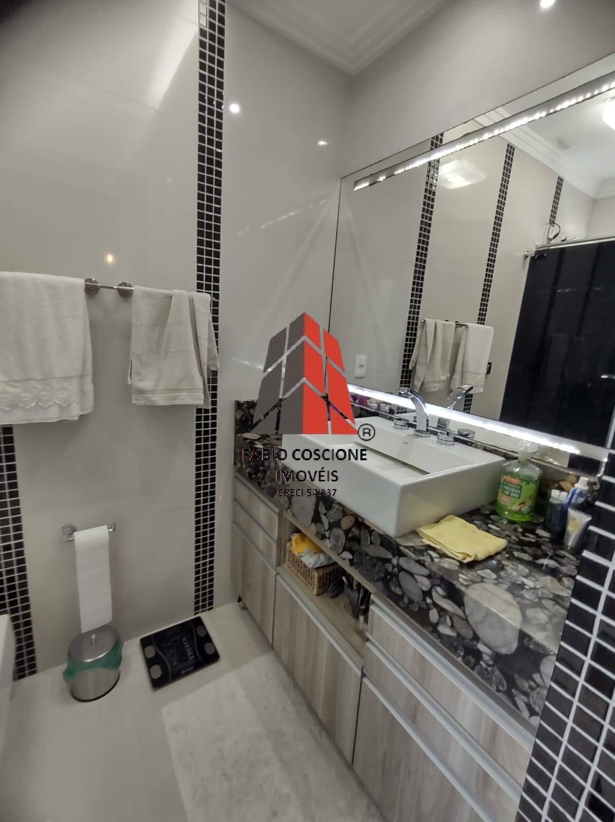Casa, 3 quartos, 250 m² - Foto 42