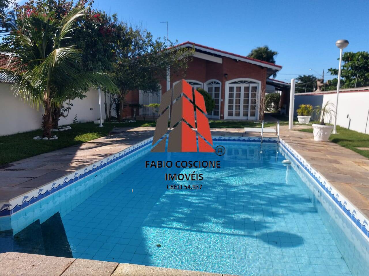 Casa, 3 quartos, 230 m² - Foto 1