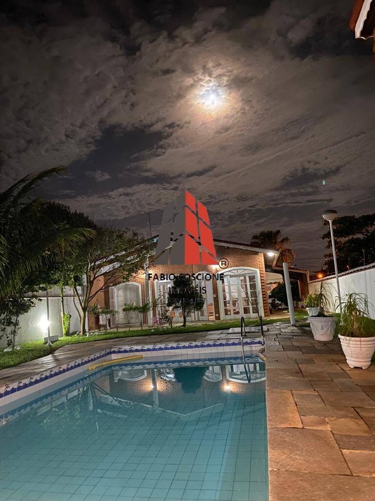 Casa, 3 quartos, 230 m² - Foto 31