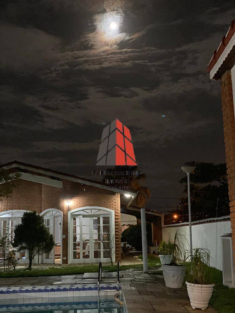 Casa, 3 quartos, 230 m² - Foto 29