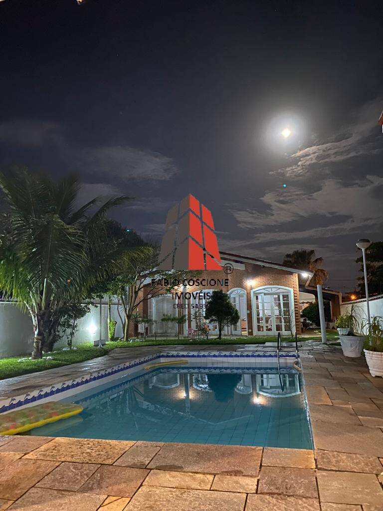 Casa, 3 quartos, 230 m² - Foto 30